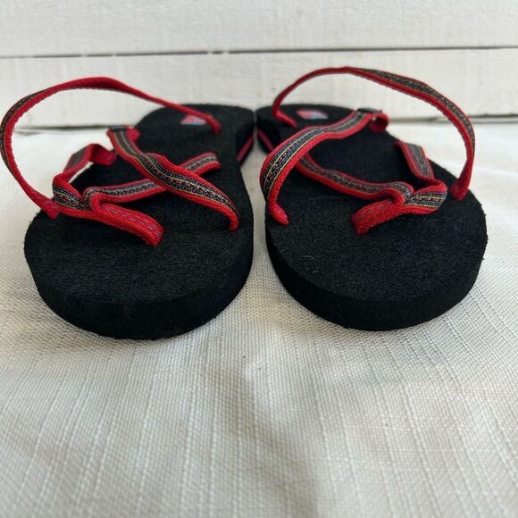 New Teva Olowahu Strappy Red Sandals 10 - Picture 5 of 6